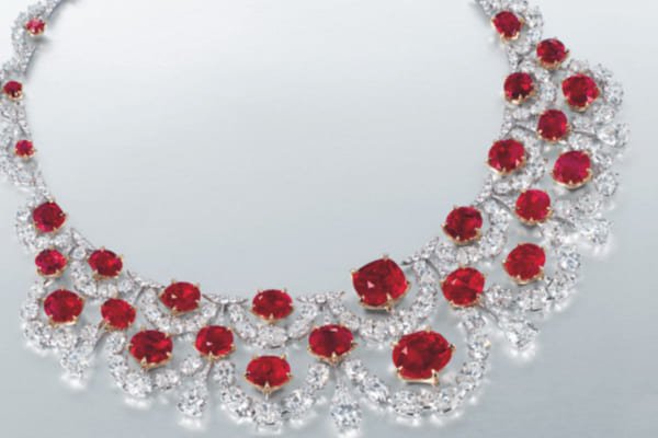 11. Etcetera’s Burmese Ruby Necklace – 6,4 triệu USD