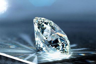 Bí Mật Đằng Sau Kim Cương – Cái Gì Tạo Nên Vẻ Đẹp Lấp Lánh Này